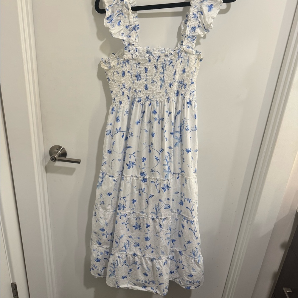 Floral Blue and White Hill House Nap Dress